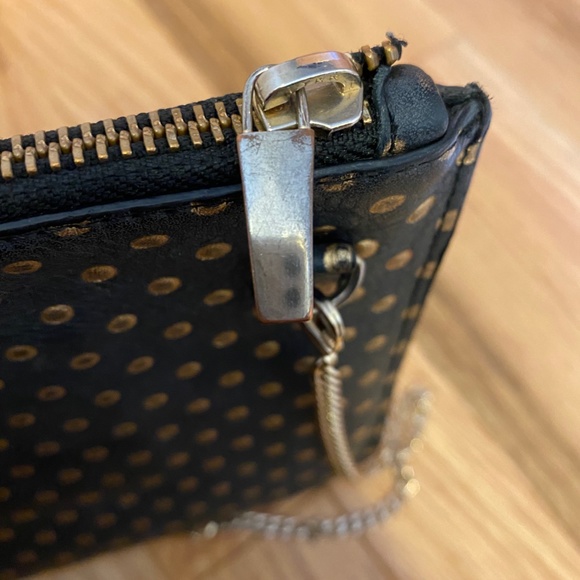 Cute & glam genuine Italian leather clutch/wristlet by Punto Fibbia - Picture 6 of 6